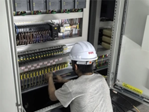 Armoires de distribution commandées pour la ligne de production de stabilisants d'une entreprise nationale spécialisée dans les nouvelles technologies des matériaux.